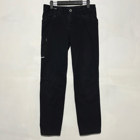 Patagonia Pants - Patagonia Mid Rise Black Organic Cotton Straight Leg Cargo Pants Size 6